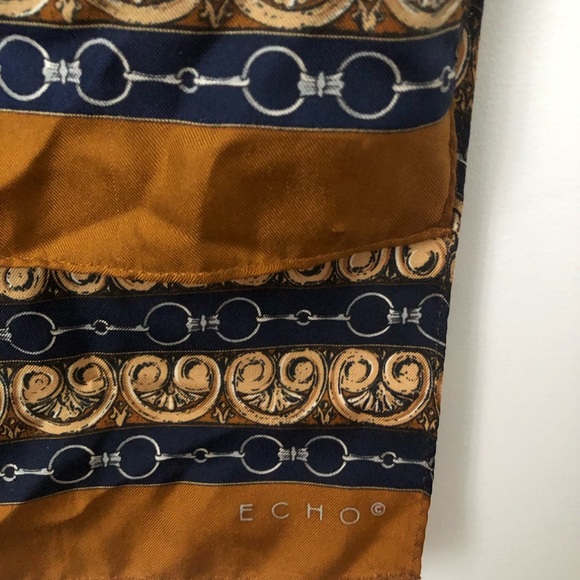 Vintage Satin Effect Printed Scarf - Picture 3 of 4